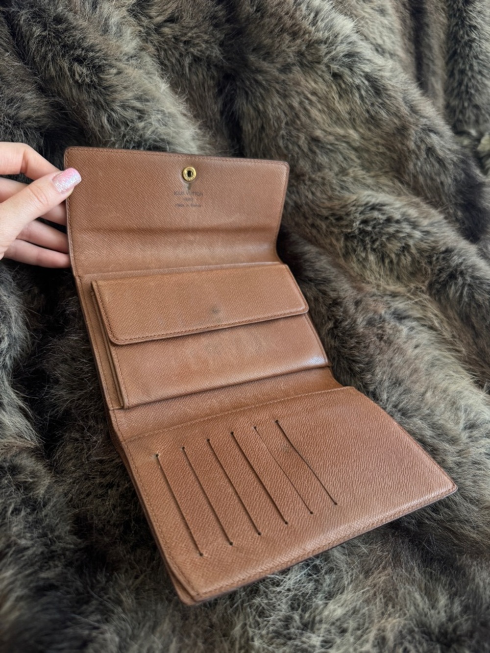 Authentic Louis Vuitton Monogram Wallet - Picture 6 of 11